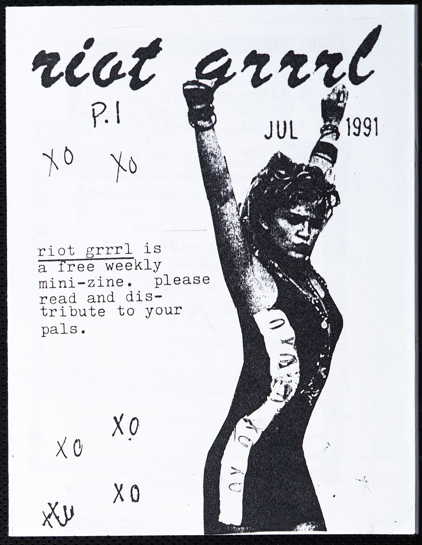 'riot grrrl' zine